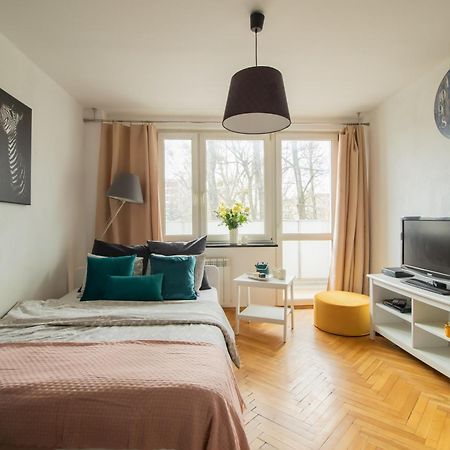 Piotrapartments - Bruna Green City Apartment وارسو المظهر الخارجي الصورة