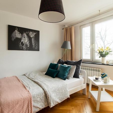 Piotrapartments - Bruna Green City Apartment وارسو المظهر الخارجي الصورة