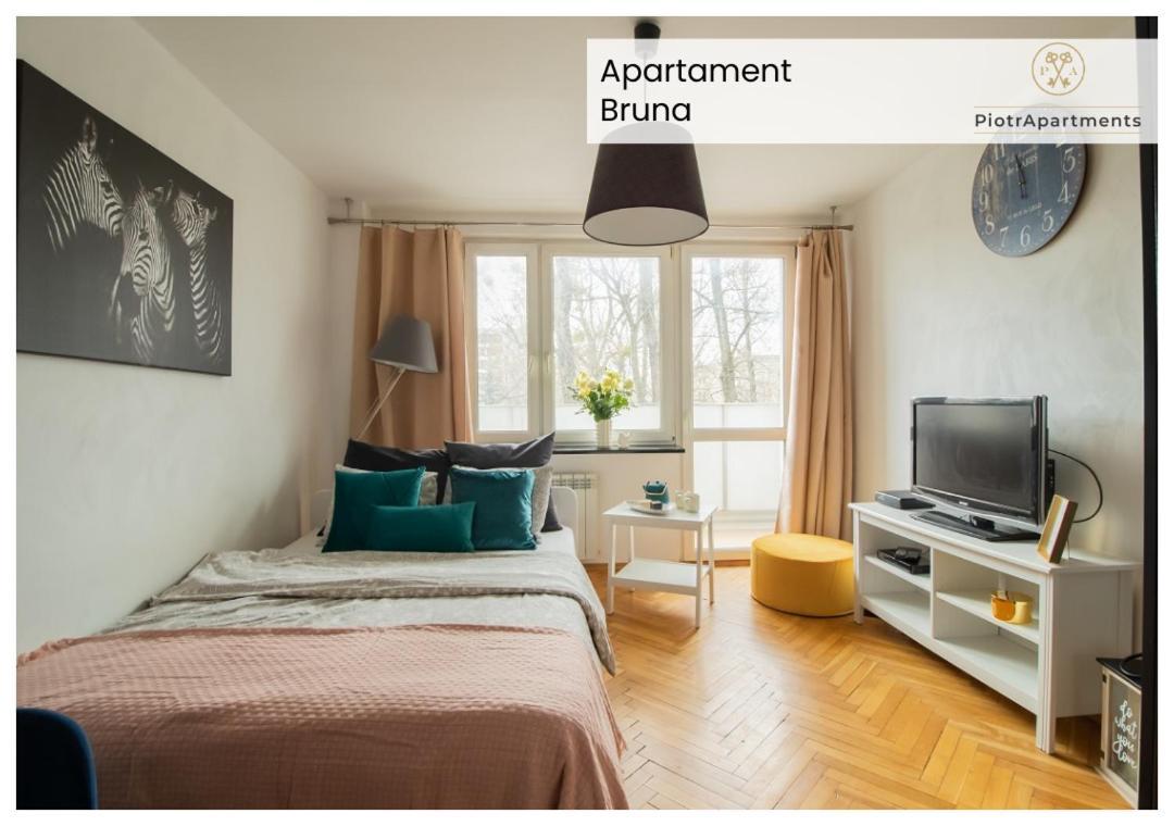 Piotrapartments - Bruna Green City Apartment وارسو المظهر الخارجي الصورة